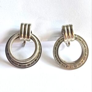 Vintage earrings Silver tone screwback dangling circle